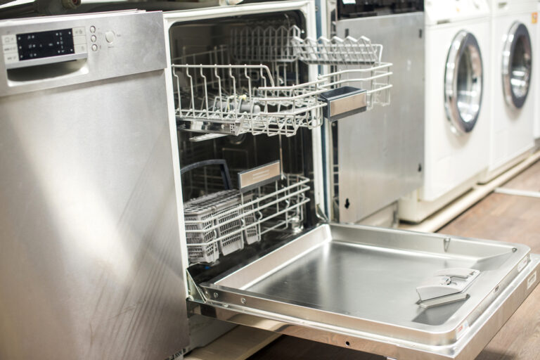 Was ist der Unterschied zwischen einem Unterbau und einem Einbaugeschirrspüler?